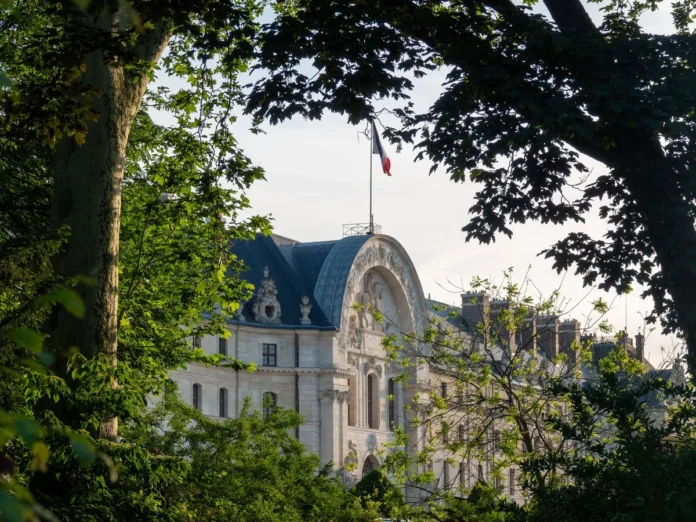 chambre de bonne Paris